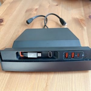 Universal Black Car Audio USB Hub